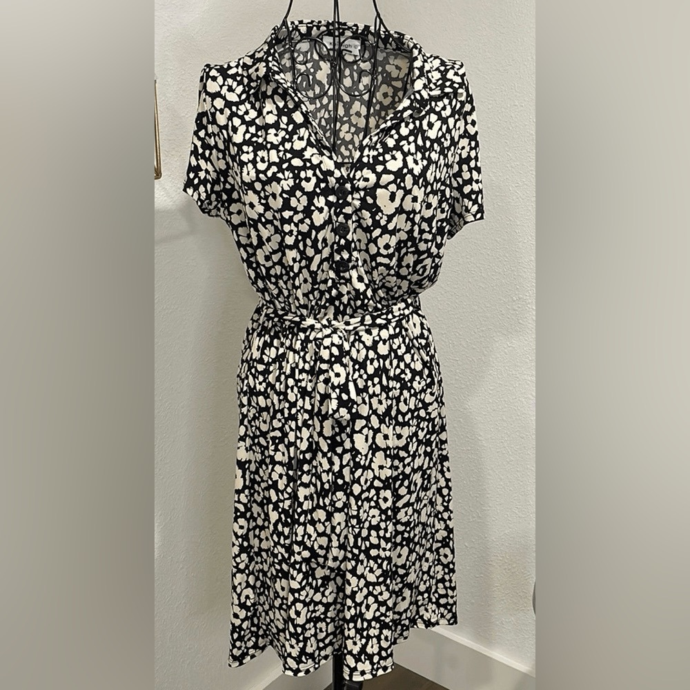 Kaileigh Black and White Floral Dress